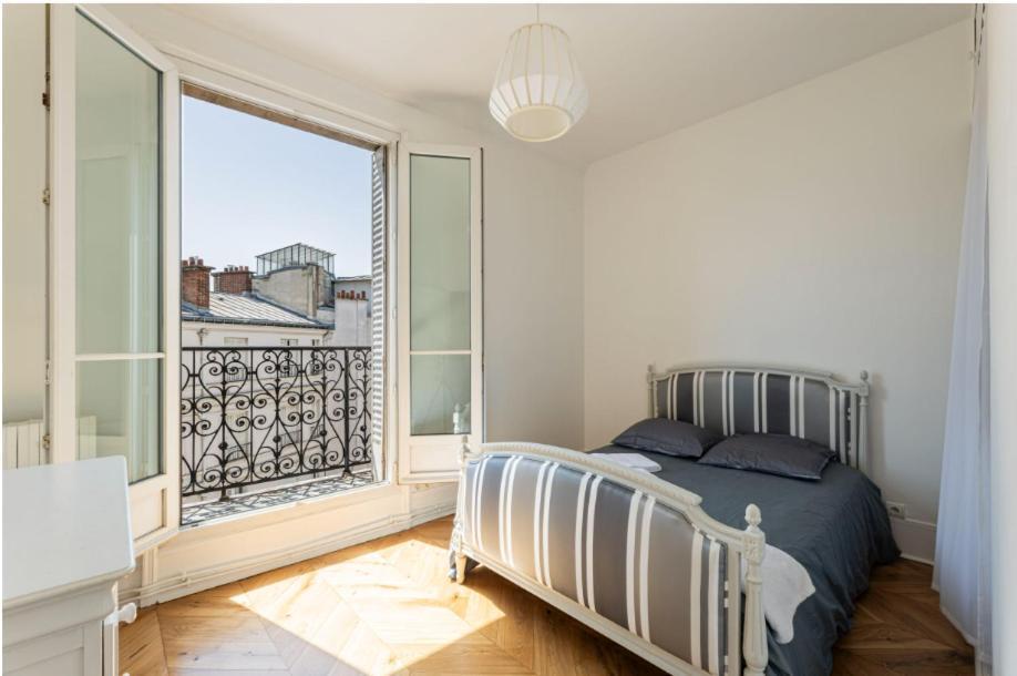 Appartement Vue Tour Eiffel Et 5 Minutes Des Champs-elysees 2 16 Etoile *